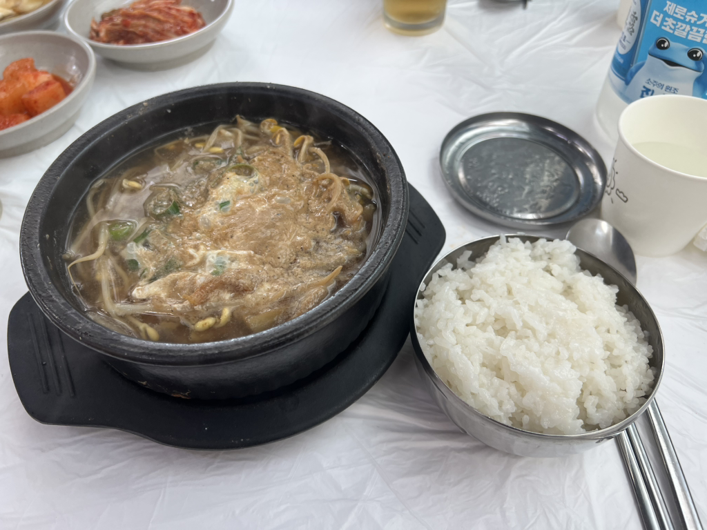 Hyeonri samcheonggak (현리 삼청각) 2