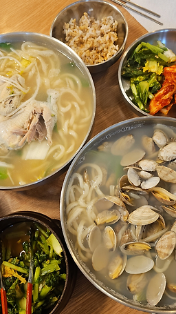 서초본가칼국수 1