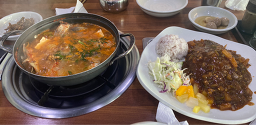 Daebangdonggimchijjigae (대방동김치찌개) 2
