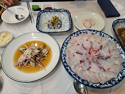 Songdochobap (송도초밥) 2