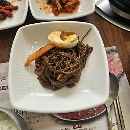 Pyeondaejangyeonghwasikdang (편대장영화식당) 1