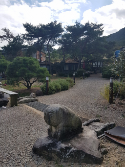 Banggalrogadeun (방갈로가든) 2