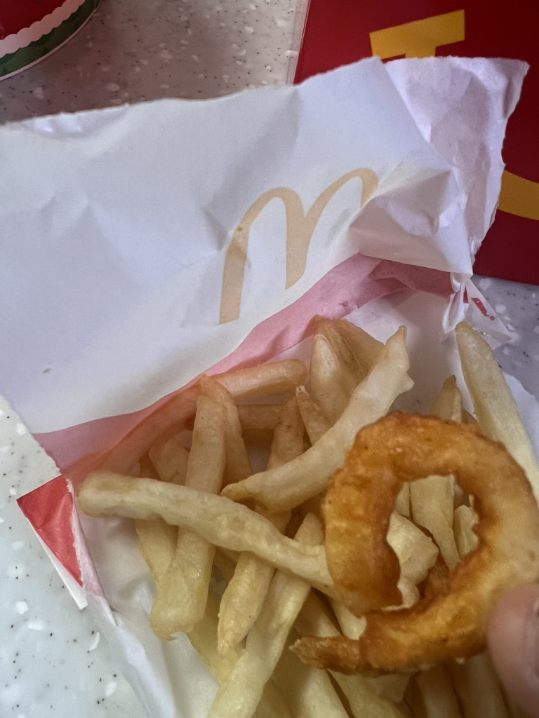 맥도날드 신도림테크노점 사진 2