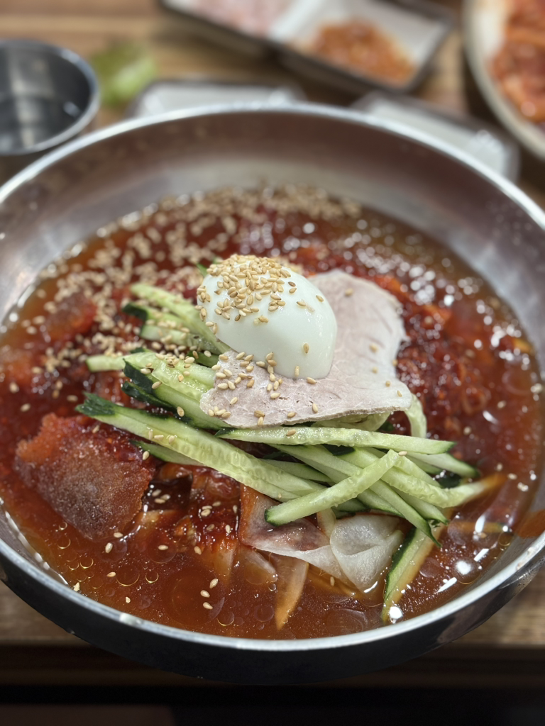 Daeyeonmilmyeonjokbal 5