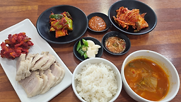 Suyeonkalguksu (수연칼국수) 3