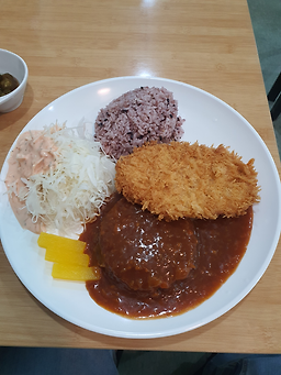 셰프의돈까스 군자점 사진 2