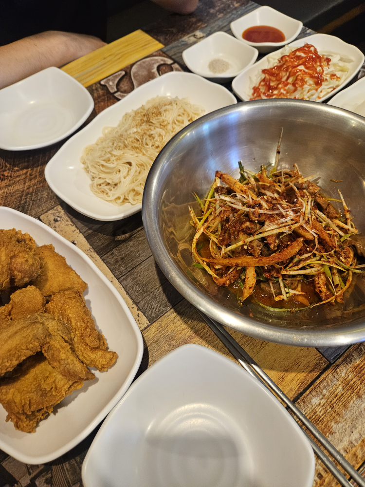 모모치킨 2