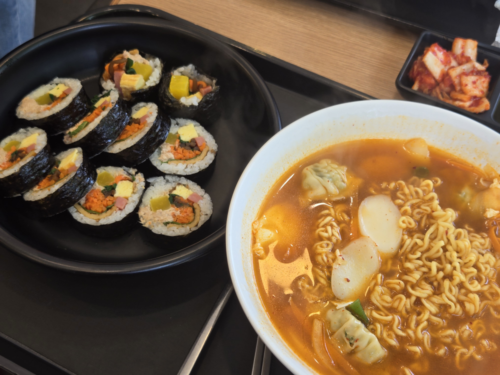 싸다김밥 강남대로점 사진 2