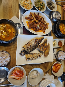 Neulpumjeong (늘품정) 1