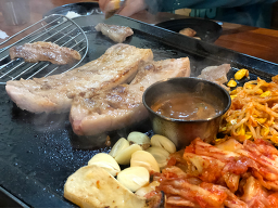 애월꼴통돼지 사진 5