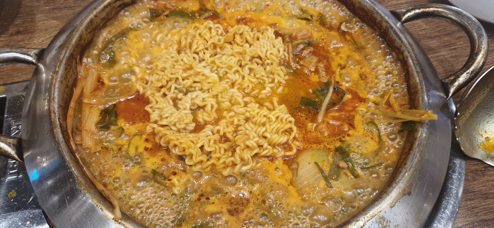 부대찌개대사관 구로디지털본점 사진 2