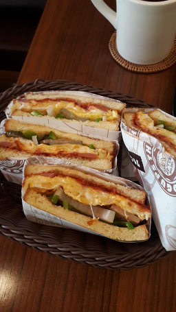 토굽스커피 목포용당1호점