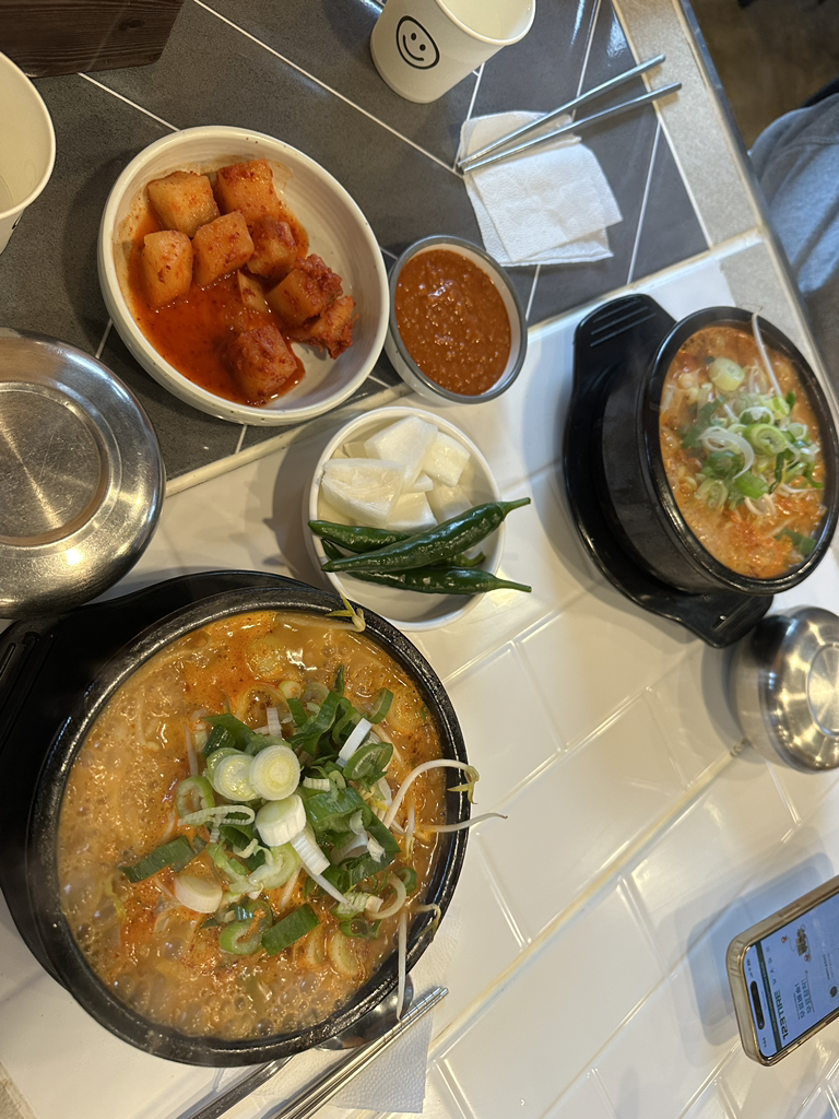 Donbaeok pajubonjeom (돈배옥 파주본점) 1
