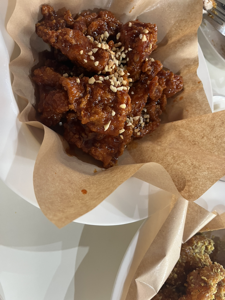 자담치킨 서울홍대점 사진 4