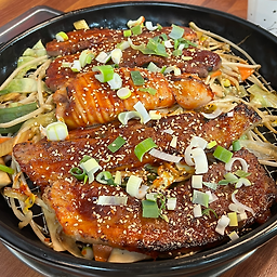 Haetteuneunjip (해뜨는집) 1