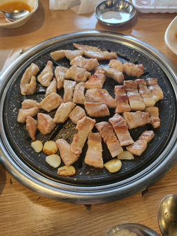 본가한우생고기 5