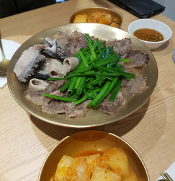 Gomtangban (곰탕반) 3
