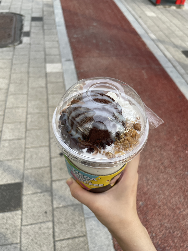 메가MGC커피동대구역화성파크 1