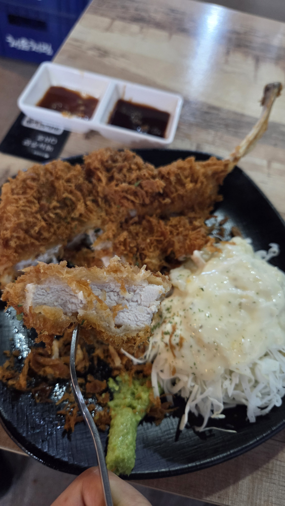 돈카츠의신 대표 사진