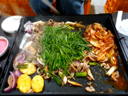 Hyeonjineorinongjang (현지네오리농장) 2