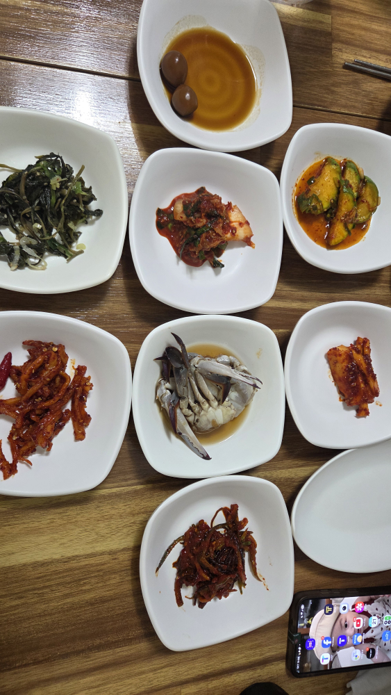 Dunamjawaeomeonicheonggukjang (두남자와어머니청국장) 2