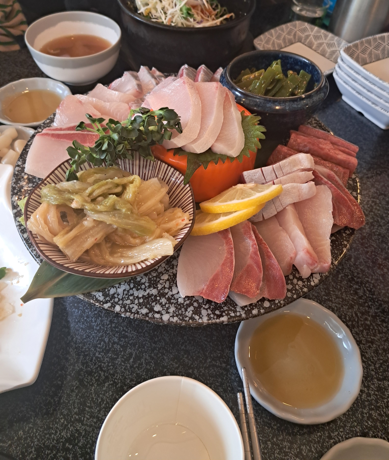 Gimjaeunchobapsarang (김재운초밥사랑) 2