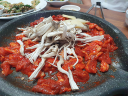 Undongjangjip (운동장집) 3
