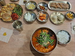 채비스테이 마포성산점 정성옥 사진 5