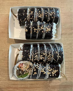 Myeongpumdalingimbap (명품달인김밥) 2