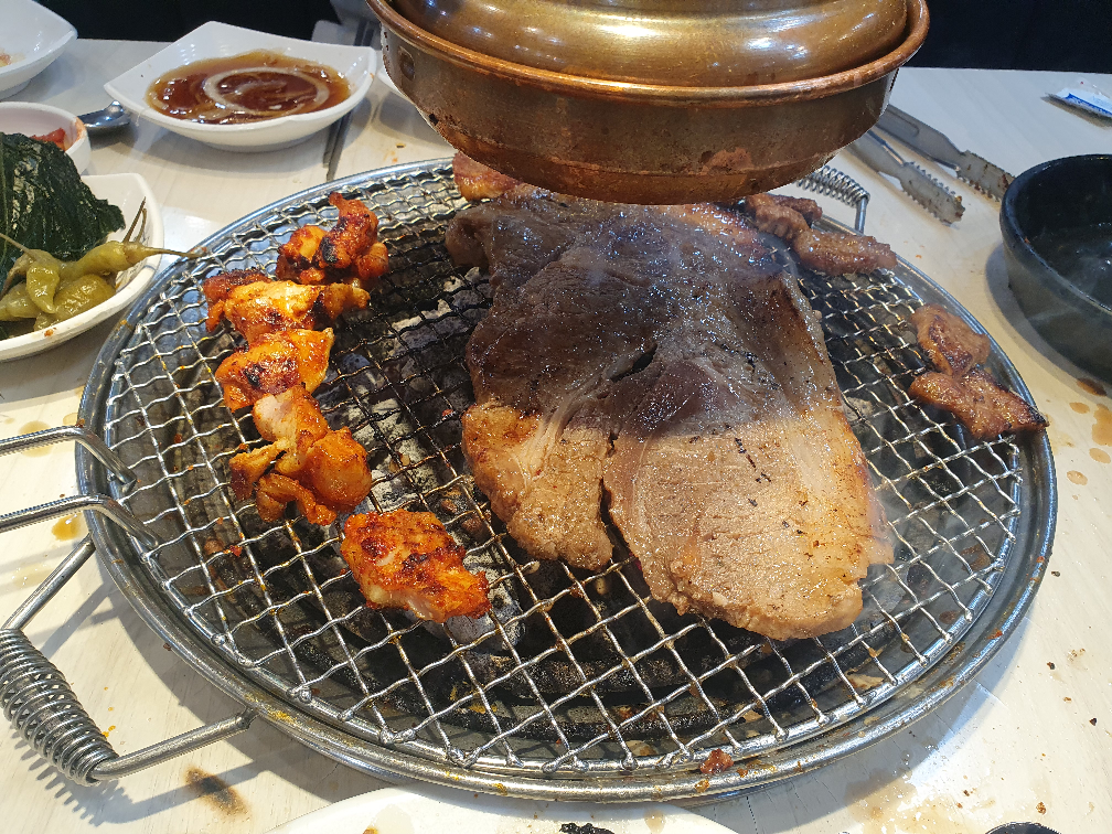 Myeongryunjinsagalbiincheonseogucheongjeom (명륜진사갈비인천서구청점) 2