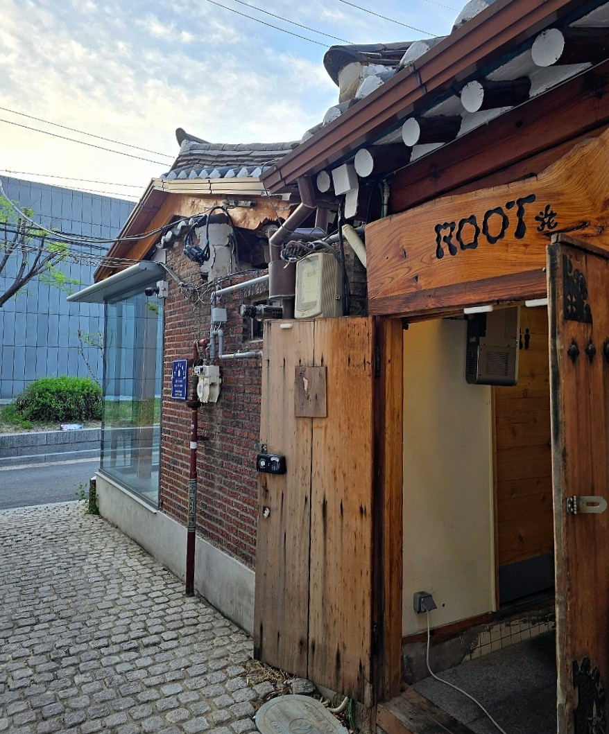 룻 안국 대표 사진