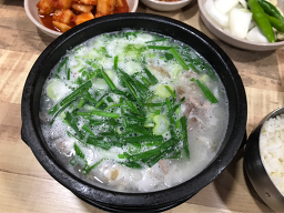 시장할매국밥 2