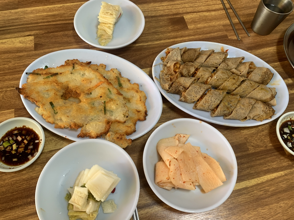 Memilmaeul (메밀마을) 1