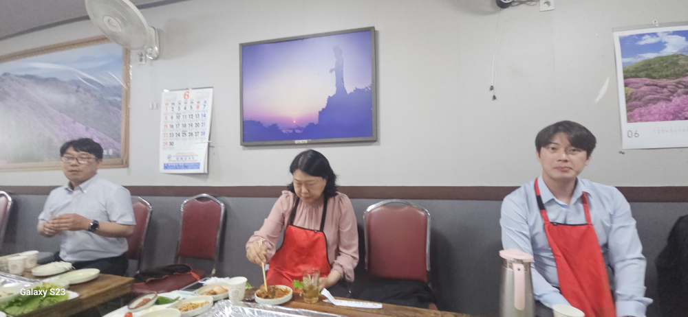 Nammuncheolpanorigui (남문철판오리구이) 3