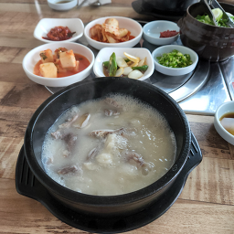Hangukgwan (한국관) 1