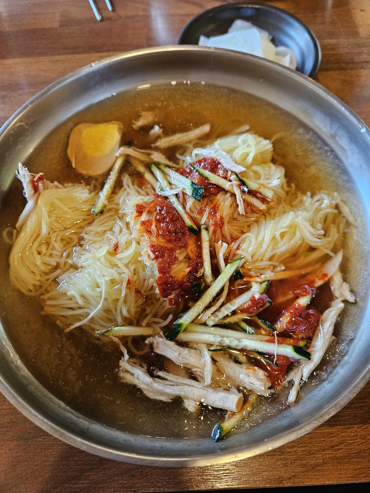 자연과사람들밀면 사진 3