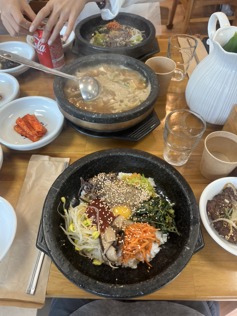 Naejangsan myeongingwan (내장산 명인관) 2