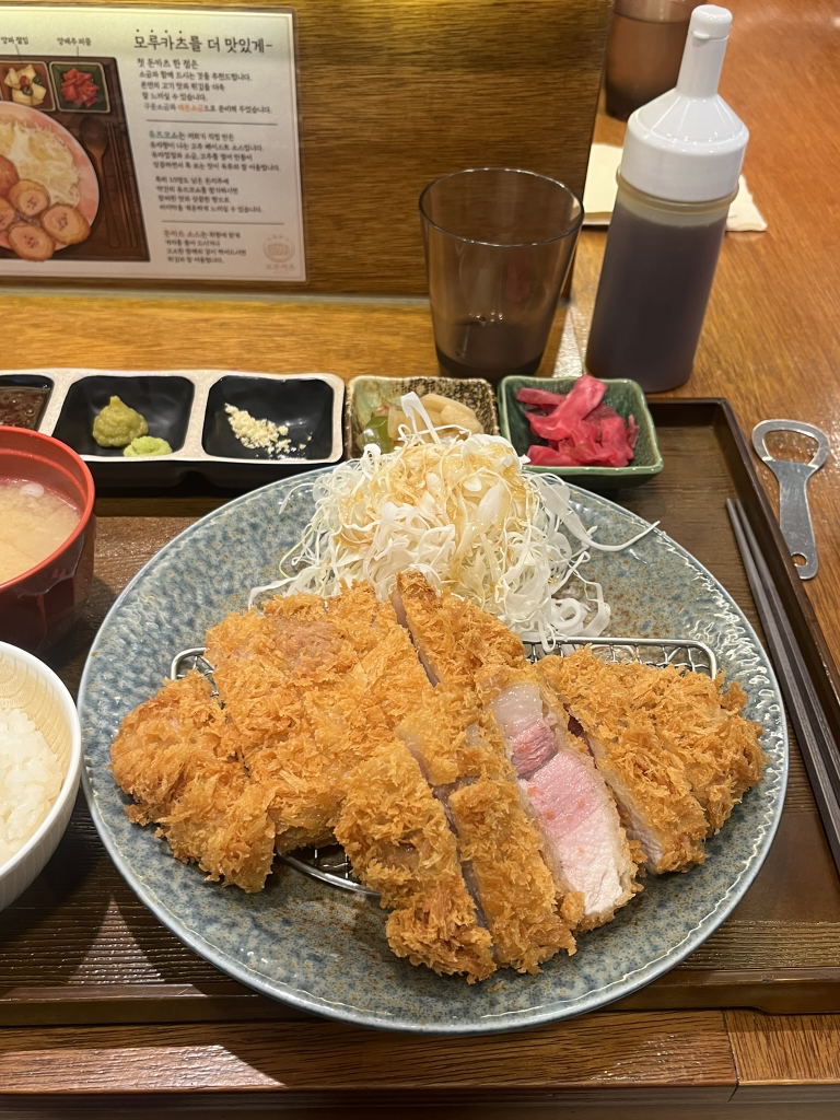 모루카츠 대표 사진