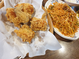 썬더치킨 종로5가점 사진 6