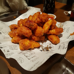 교촌치킨 죽전점 사진 2