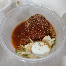 Daegwanryeongsutbulgalbi (대관령숯불갈비) 3
