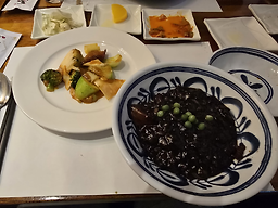티엔하오 사진