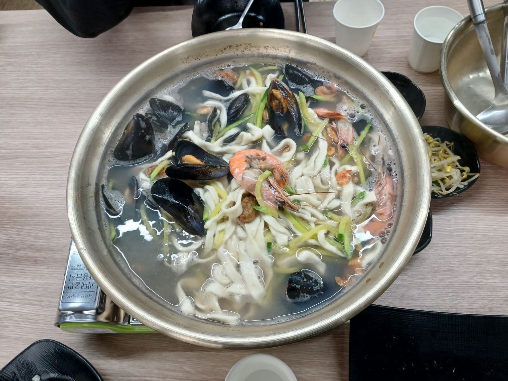 그냥해물손칼국수 대표 사진