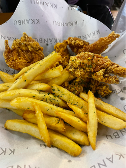 깐부치킨 양재역점 사진 4