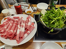 Deungchonsyabeukalguksu myeongdongjeom 6