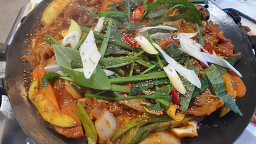 Namdogyejeolmatjip (남도계절맛집) 2