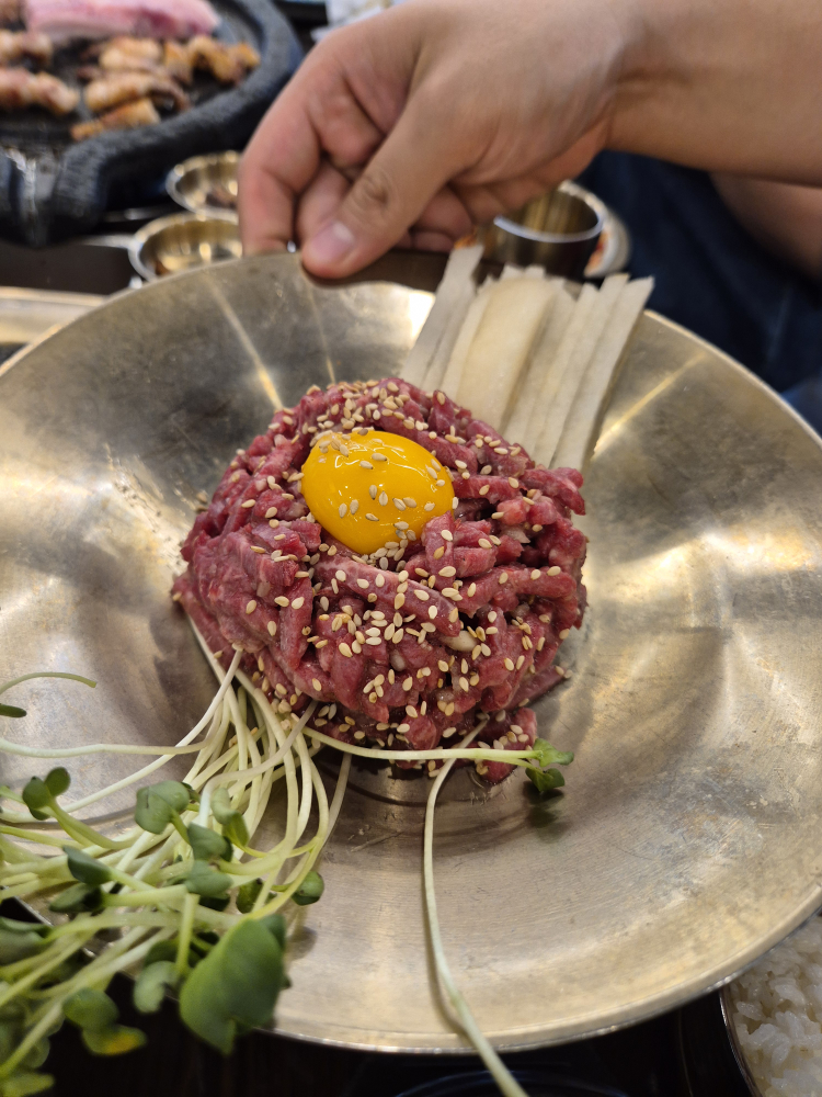 삼겹식당시흥능곡점 6