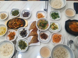 Ssangdungineboribap (쌍둥이네보리밥) 2