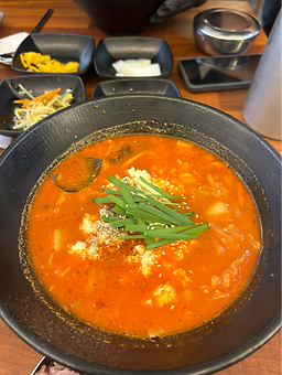Gangreungchodangjjamppongsundubu yangjaejeom (강릉초당짬뽕순두부 양재점) 1