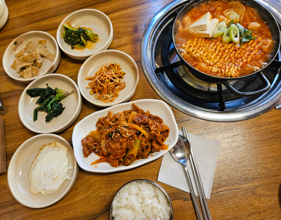 옛날김치찌개전문점 사진 2